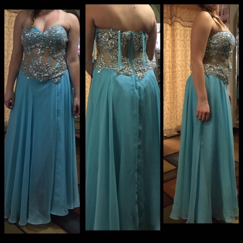 Prom dress